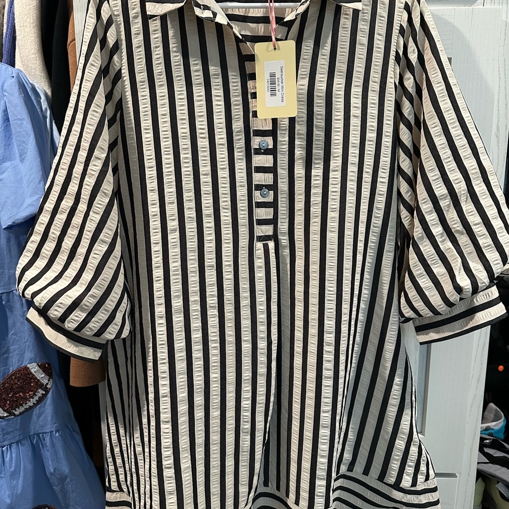 Entro Monochrome Striped Blouse